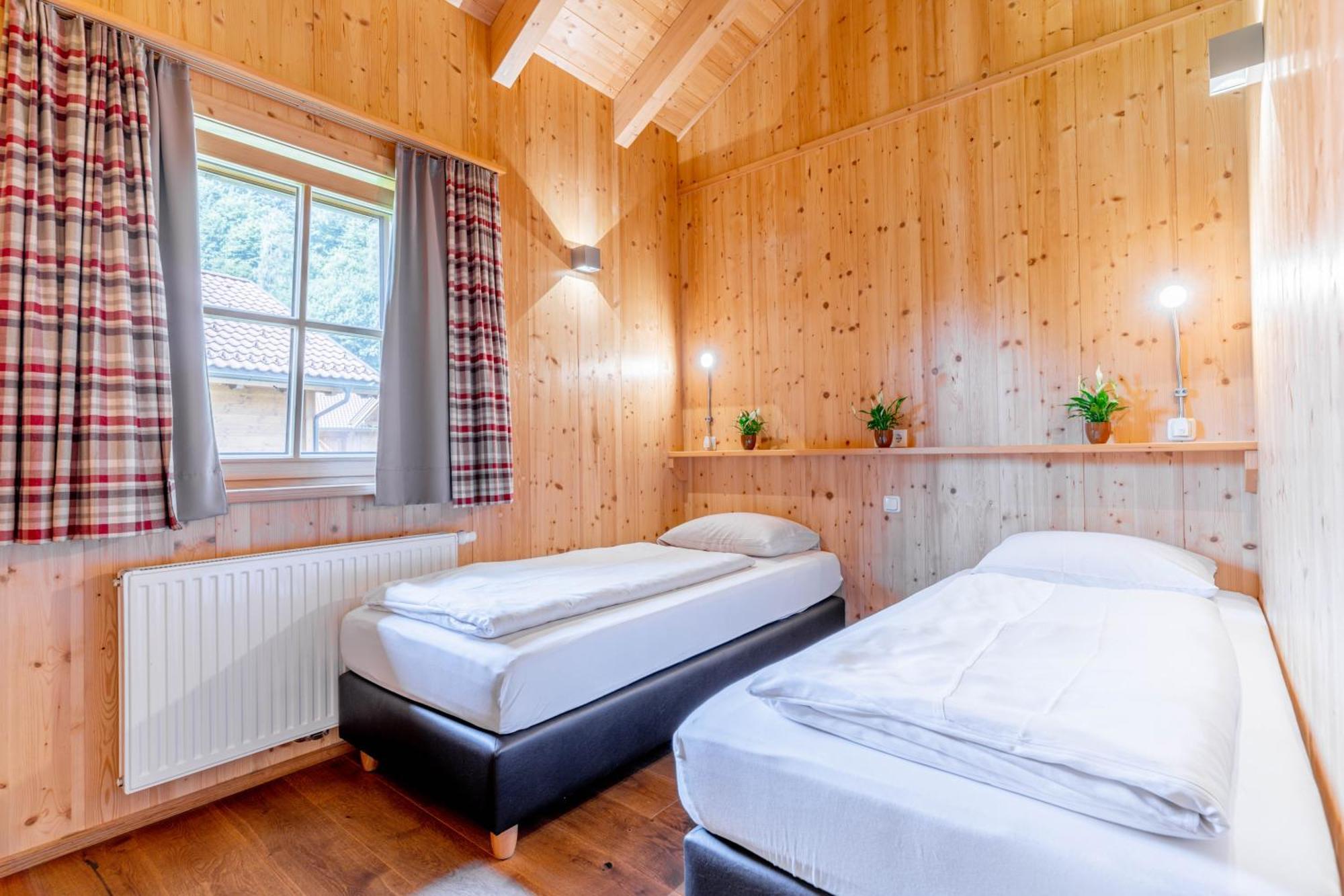 Chaletdorf Zellersee Maishofen Luaran gambar